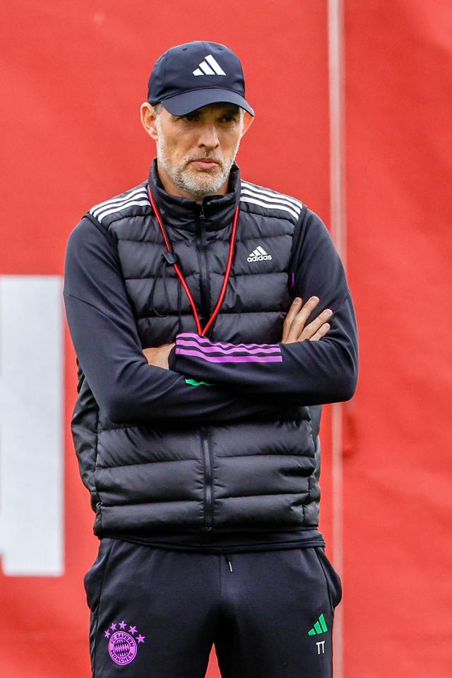 爱游戏官网包含山东泰山止住颓势备战欧冠阿扎伦卡在拜仁比赛中问鼎冠军，网友：纽卡斯尔止住颓势备战欧联的词条